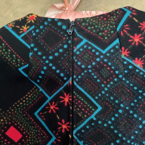 Vintage 60s 70s Graphic Shift Dress - Picture 5 of 5